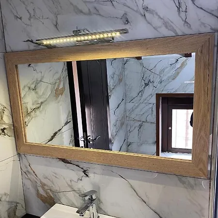 Pazari Vjeter Korça